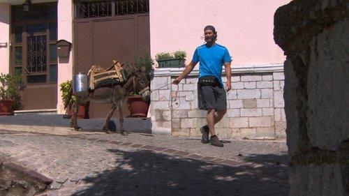 The Amazing Race Season 29 Episode 8 - Good Job, Donkey