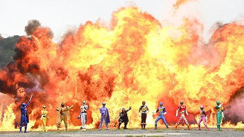 Ohsama Sentai King-Ohger Season 1 Episode 33 - Kings and Dinosaurs Assemble!
