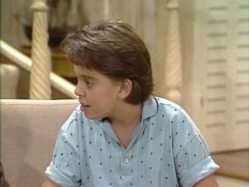 Charles in Charge Season 4 Episode 17 - Room at the Bottom