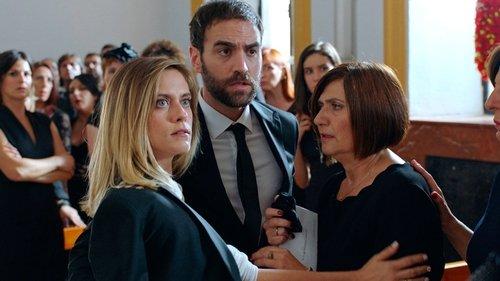 Allí abajo Season 3 Episode 1 - Episode 1