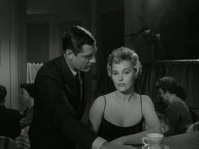 Peter Gunn Season 1 Episode 32 - The Family Affair
