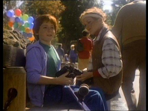 The Twilight Zone Season 1 Episode 4 - Little Boy Lost / Wish Bank / Nightcrawlers