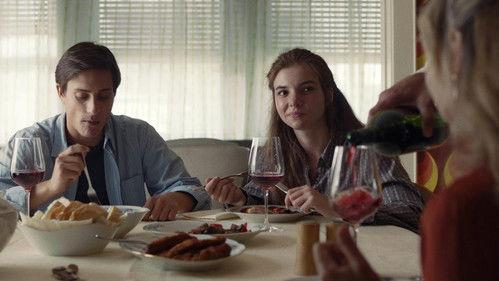 Black-and-White World Season 4 Episode 6 - Who stepped on Mrs. Moon?