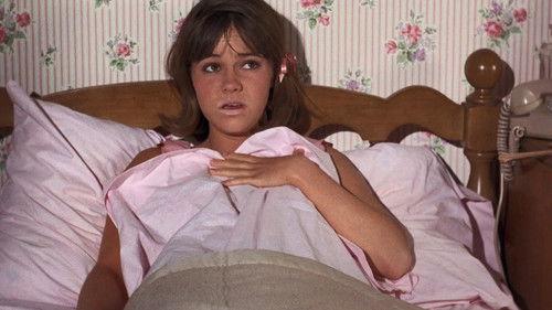 Gidget Season 1 Episode 17 - I Love You, I Think