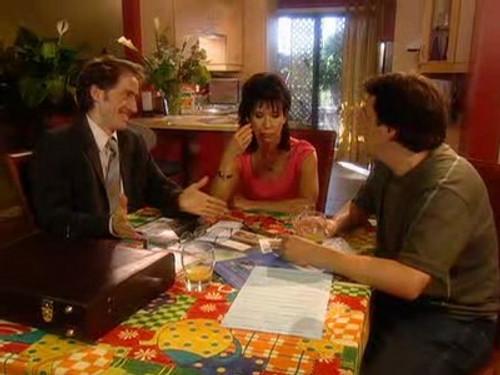 Un gars, une fille Season 7 Episode 2 - Souper avec Salé/Pelletier - La thermopompe - Le défilé gai