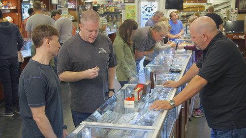 Pawn Stars Season 15 Episode 29 - Big Fish in a Small Pawn