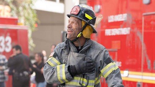 9-1-1 Season 8 Episode 18 - Seismic Shifts