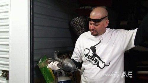 Storage Wars Season 4 Episode 7 - All's Well That Urns Well