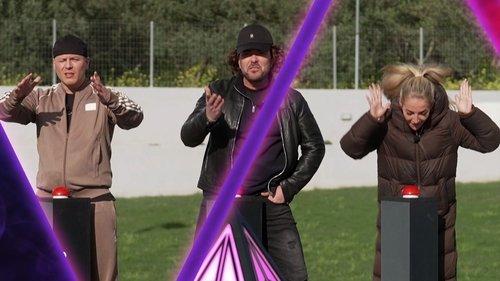 The Power Season 1 Episode 4 - Ein Blitzer, eine Nonne und Tennisspielerinnen: Was kann das bedeuten?