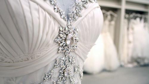 Say Yes to the Dress Season 3 Episode 11 - Getting in the Spirit