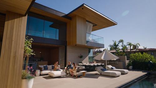 Selling Sunset Season 8 Episode 1 - The Girls Are Back in Town