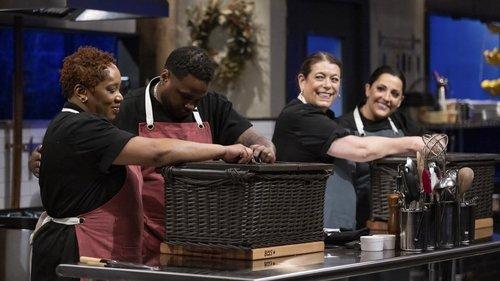 Chopped Season 56 Episode 12 - Friendsgiving