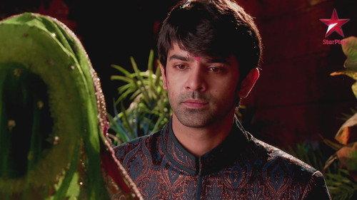 Iss Pyaar Ko Kya Naam Doon? Season 10 Episode 1 - Arnav Notices the Spy Cam