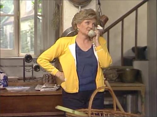 French Fields Season 1 Episode 5 - Who's Been Eating My Porridge?