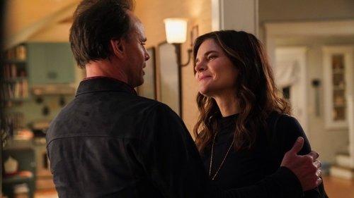 The Unicorn Season 1 Episode 17 - Caroline, No