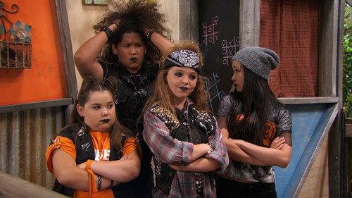 BUNK'D: Learning the Ropes Season 2 Episode 8 - Treehouse of Terror