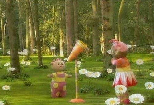 In the Night Garden Season 1 Episode 54 - Tombliboo Eee Gets Lost