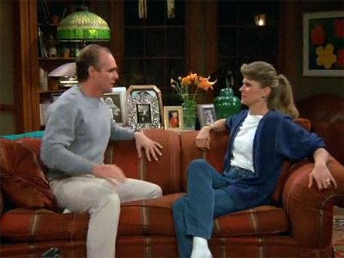 Murphy Brown Season 1 Episode 6 - Baby Love