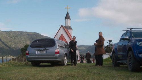 The Casketeers Season 4 Episode 6 - Love surrounds us