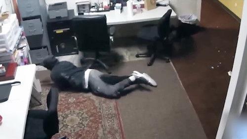 My Strange Arrest Season 1 Episode 9 - Doorbell Licker