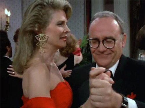 Murphy Brown Season 1 Episode 17 - My Dinner with Einstein