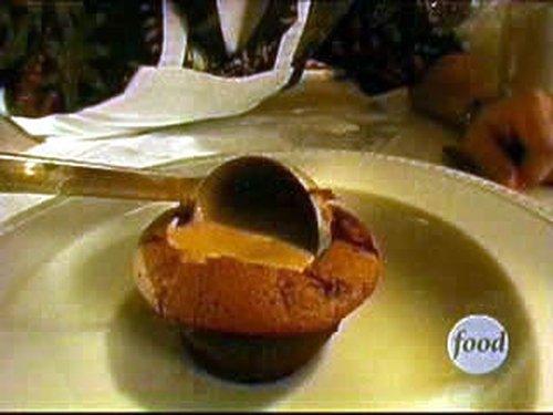 Good Eats Season 1 Episode 13 - The Art of Darkness