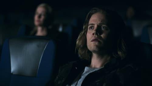 Travelers Season 2 Episode 9 - Update