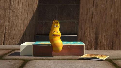 Larva Season 3 Episode 25 - The Chaser