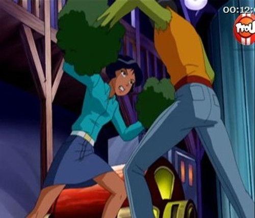 Totally Spies! Season 4 Episode 21 - Spies on the Farm