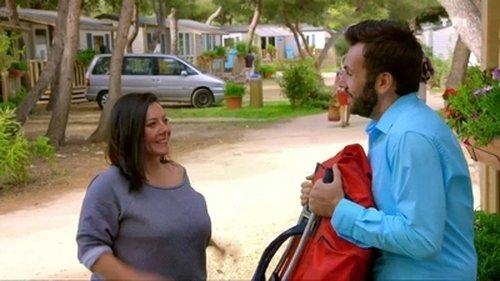 Camping paradis Season 8 Episode 1 - Episode 1