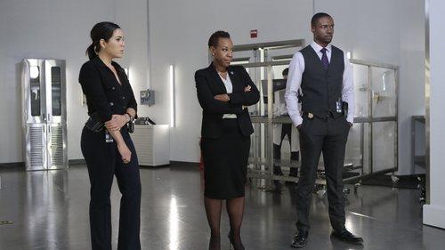 undefined Season 1 Episode 9 - Authentic Flirt