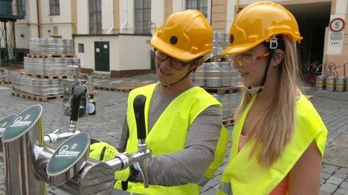 The Amazing Race Season 30 Episode 6 - The Claws Are Out