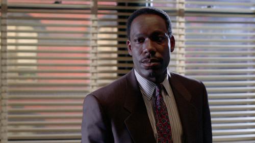 NYPD Blue Season 1 Episode 2 - 4B or Not 4B