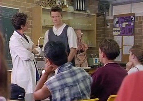 Spellbinder Season 1 Episode 21 - Hunt For Ashka