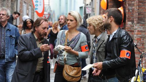 Code 37 Season 1 Episode 12 - World of Glass (1)