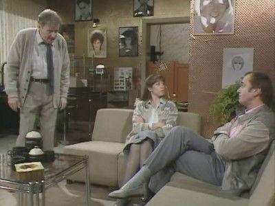 Ever Decreasing Circles Season 2 Episode 6 - Boredom