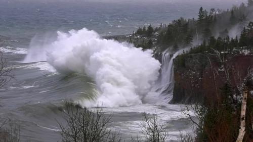 Great Lakes Untamed Season 1 Episode 2 - The Big Freeze