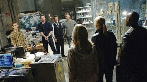 V Season 2 Episode 9 - Devil in a Blue Dress