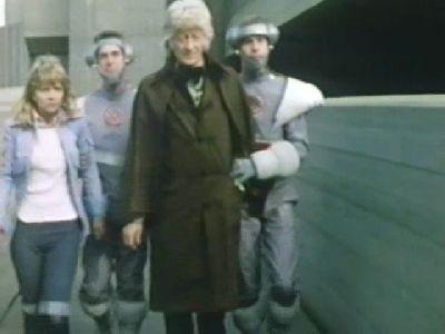 Doctor Who Season 10 Episode 10 - Frontier in Space (2)