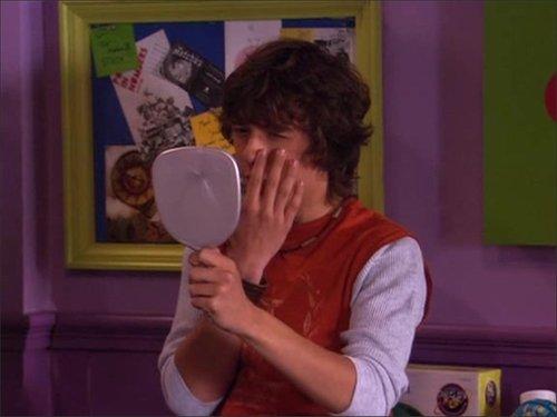 Zoey 101 Season 3 Episode 25 - Goodbye Zoey? (2)
