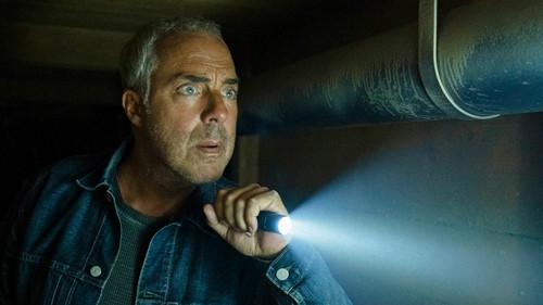 Bosch: Legacy Season 1 Episode 4 - Horseshoes and Hand Grenades