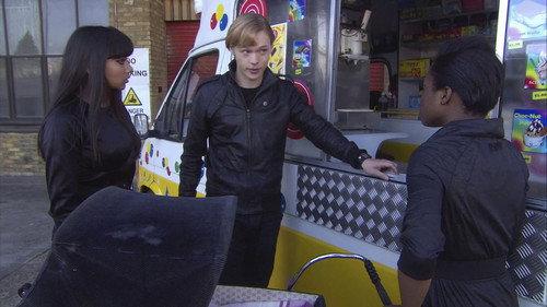 M.I. High Season 4 Episode 10 - Three Spies and a Baby