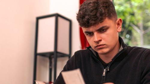 Rip Off Britain Season 15 Episode 20 - Holiday SOS