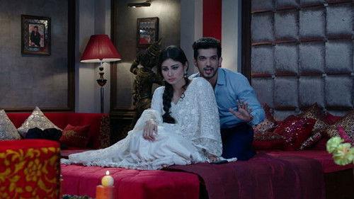 Naagin Season 1 Episode 14 - Naagin's Close Escape