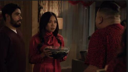 Run the Burbs Season 3 Episode 9 - Phavourite Child