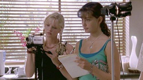 H2O: Just Add Water Season 1 Episode 10 - The Camera Never Lies