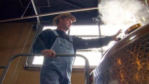 Moonshiners Season 4 Episode 10 - Moonshine River
