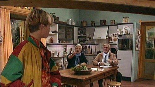 Oppassen!!! Season 1 Episode 5 - Bite the bullet