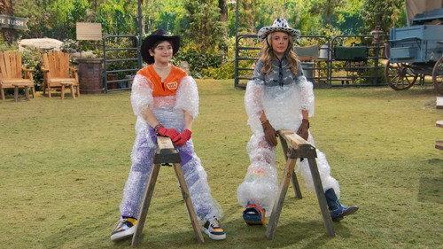 BUNK'D: Learning the Ropes Season 6 Episode 18 - The Wicked Switch of the West