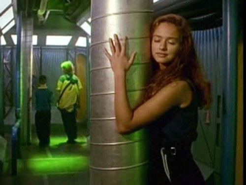 Ocean Girl Season 1 Episode 8 - Day Pass